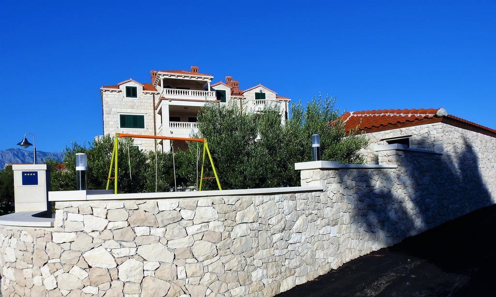 Apartments Villa Barbara Sumartin Exterior photo